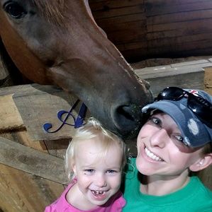 Meet your Posher, Beth